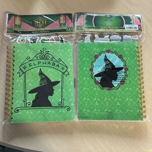 Wicked Elphaba journal with tabs New still in plastic. 96 pages. Exclusi…
